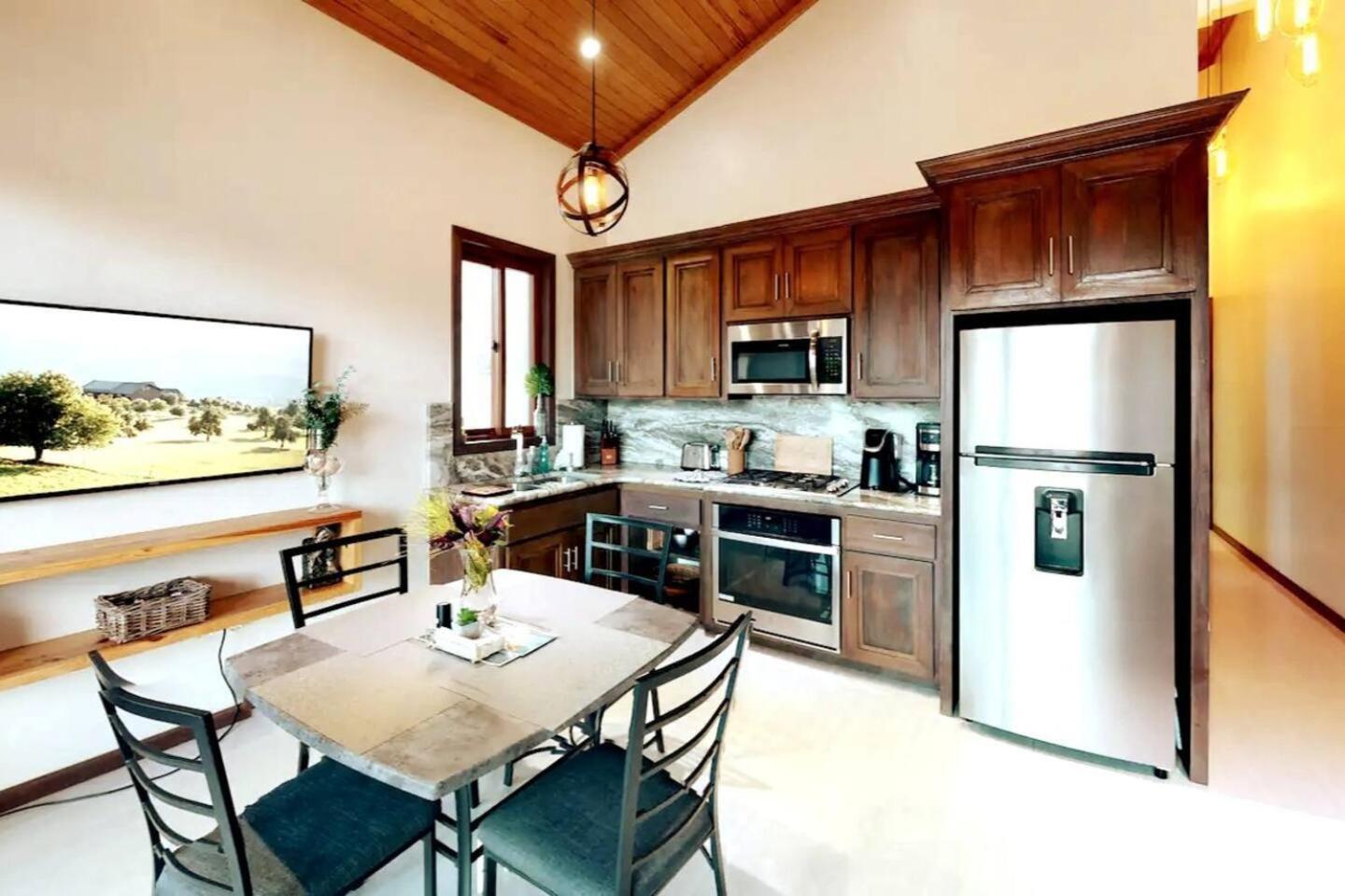 Exquisite Oceanfront Private Estate By Alom San Pedro (Ambergris Caye) Εξωτερικό φωτογραφία
