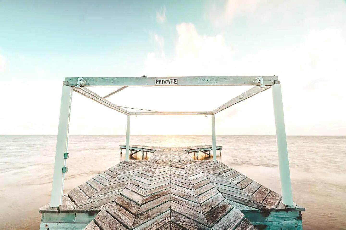 Exquisite Oceanfront Private Estate By Alom San Pedro (Ambergris Caye) Εξωτερικό φωτογραφία