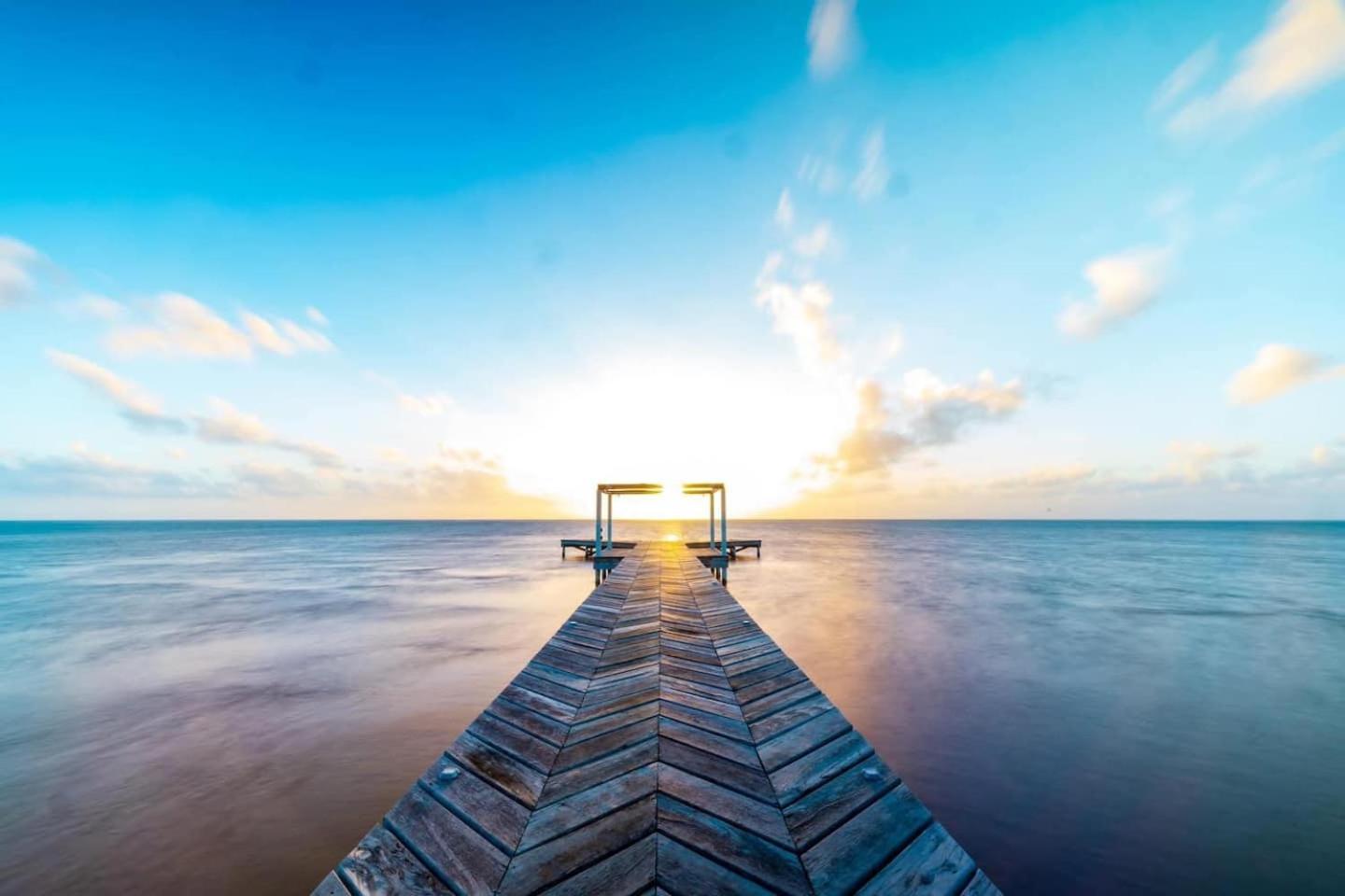 Exquisite Oceanfront Private Estate By Alom San Pedro (Ambergris Caye) Εξωτερικό φωτογραφία