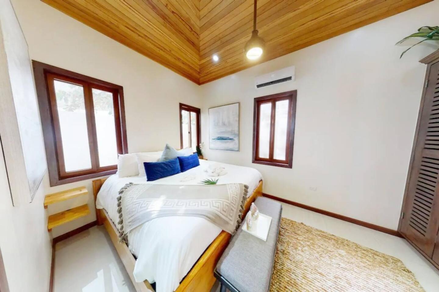 Exquisite Oceanfront Private Estate By Alom San Pedro (Ambergris Caye) Εξωτερικό φωτογραφία
